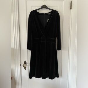 Brooks Brothers v-neck A-line velvet dress in black, size 12
